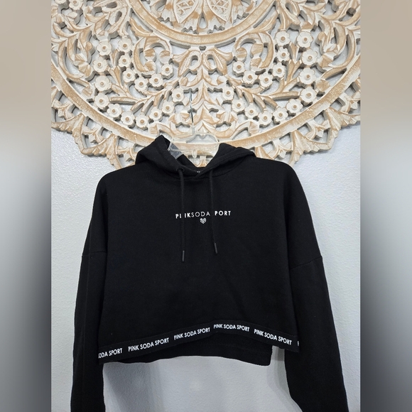 Pink Soda Sport Black Cropped Hoodie - Picture 3 of 8